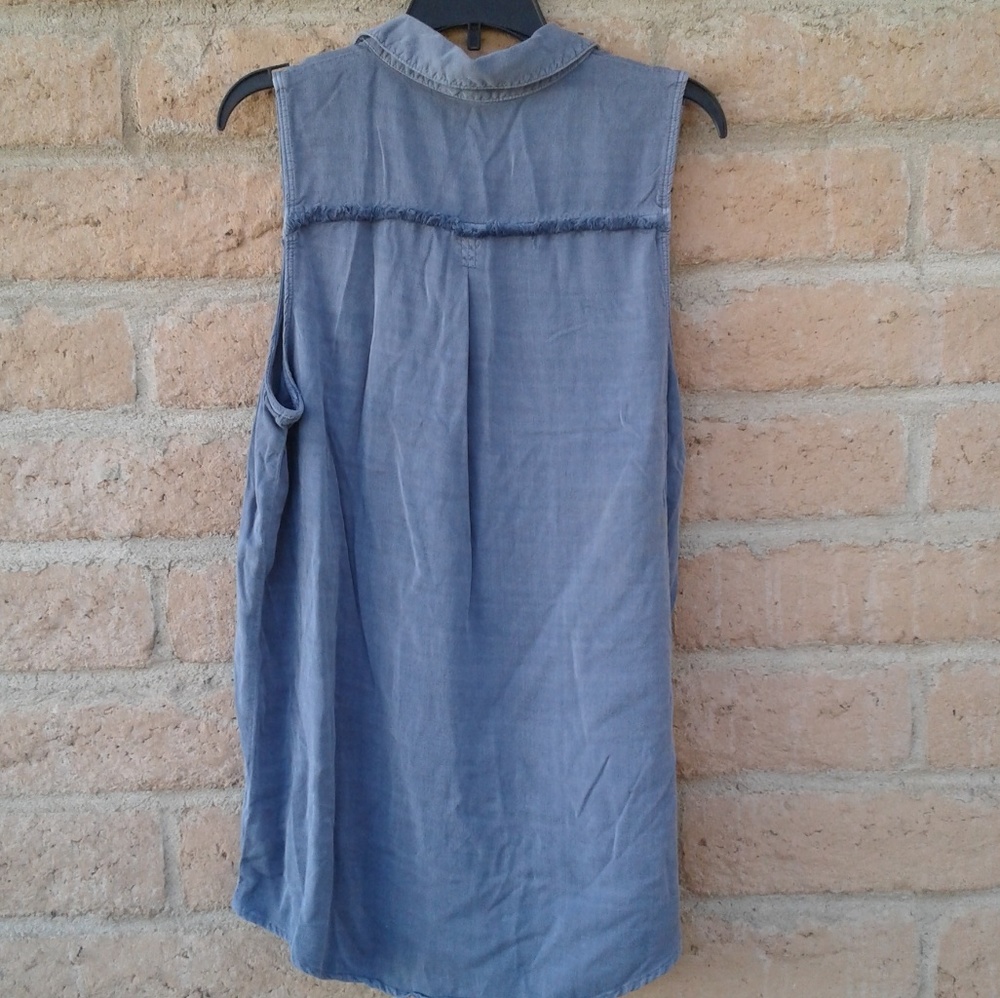 Rock & Republic tank - Picture 3 of 4